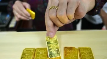 قفزة في أسعار سبائك وخواتم الذهب بقيمة 1.2 مليون دونغ فيتنامي للأونصة